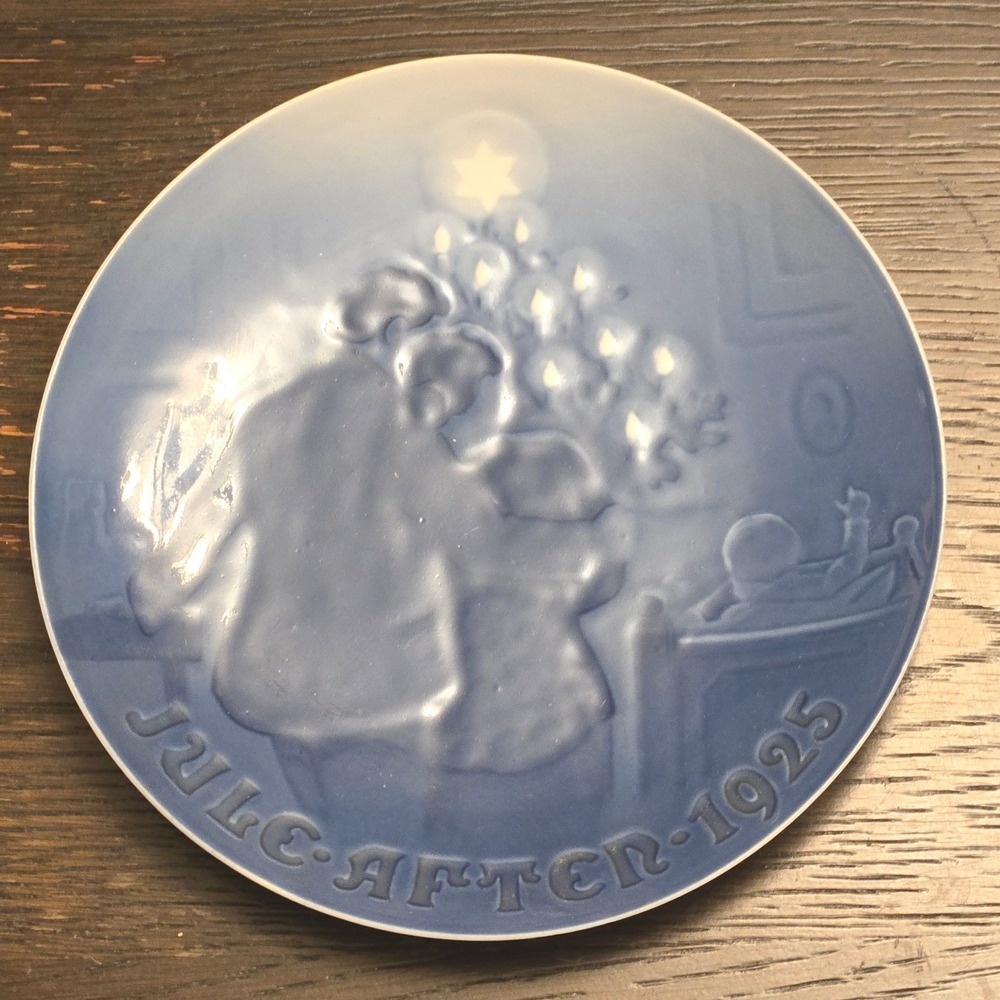 1925 Bing & Grondahl The Star of Bethlehem Blue White Porcelain Collector Plate